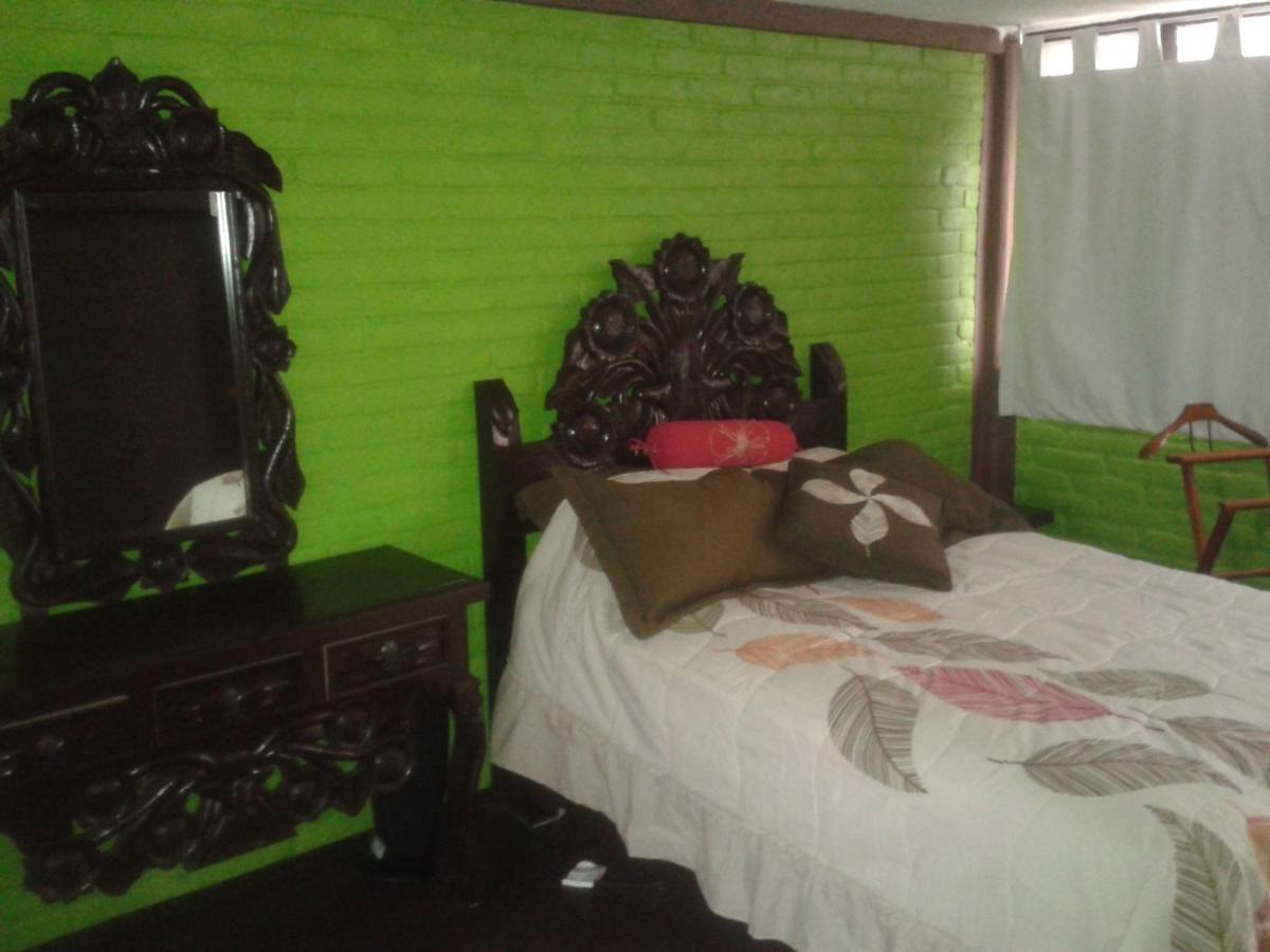 Hotel Tolotzin Toluca Chambre photo